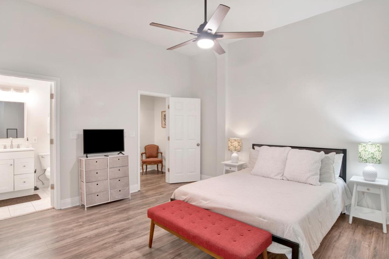 Apartmán Stars On State In The Heart Of Downtown Historic District Mobile Exteriér fotografie